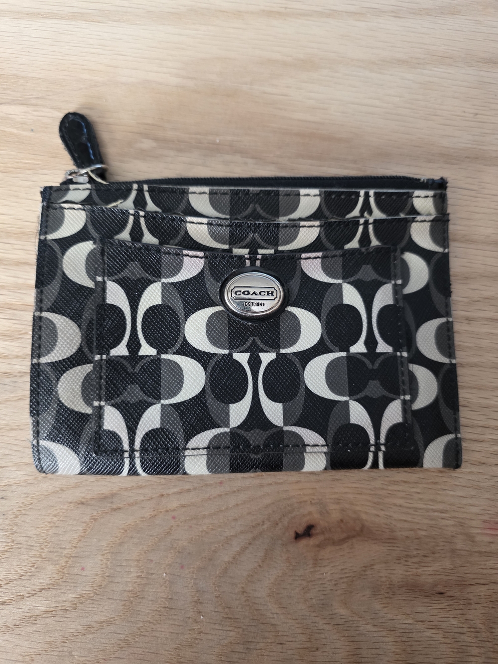 COACH Signature Zip Card Case in Black & Cream